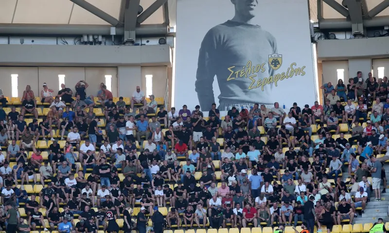 ΑΕΚ - Άγιαξ: Χαμός έξω από την Opap Arena (vid)