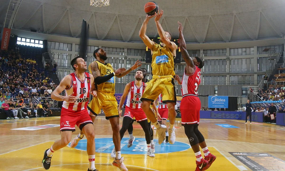 Έτσι διαμορφώθηκε η βαθμολογία στη Basket League μετά τη νίκη που πέτυχε ο Ολυμπιακός επί του Άρη στην πρεμιέρα με 72-81 στο Nick Galis Hall.