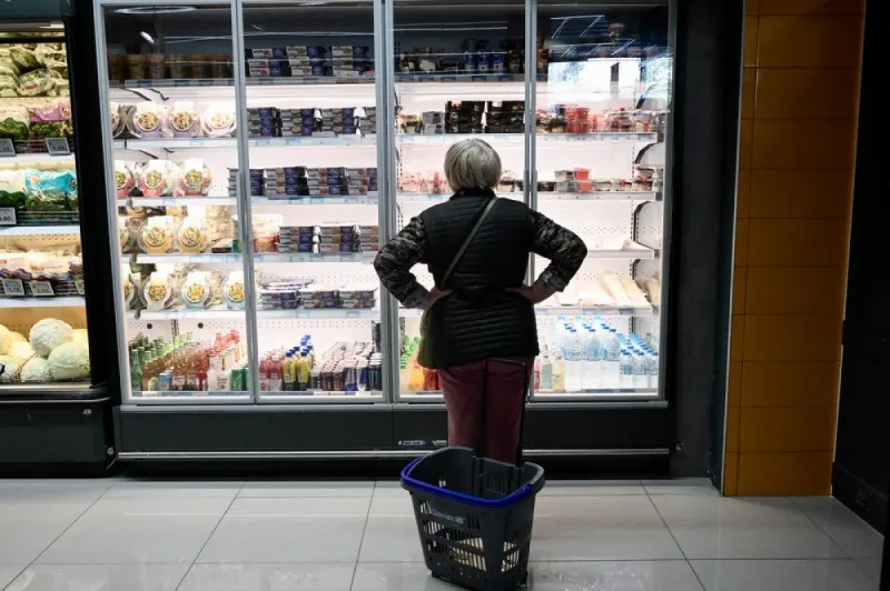 Ακρίβεια: Μπανανία αισχροκέρδειας - ΣΟΚ από τις διαφορές τιμών σε προϊόντα που πληρώνουμε πολύ ακριβότερα από άλλες χώρες της ΕΕ