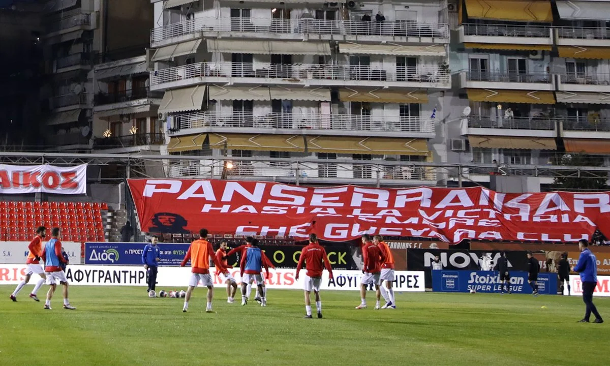 Ο Ευριπίδης Τσιμπανάκος παίρνει εκ νέου πόστο στην ΠΑΕ Πανσερραϊκός. Η επιστροφή στην Super League και η παρακαταθήκη για την άνετη παραμονή.