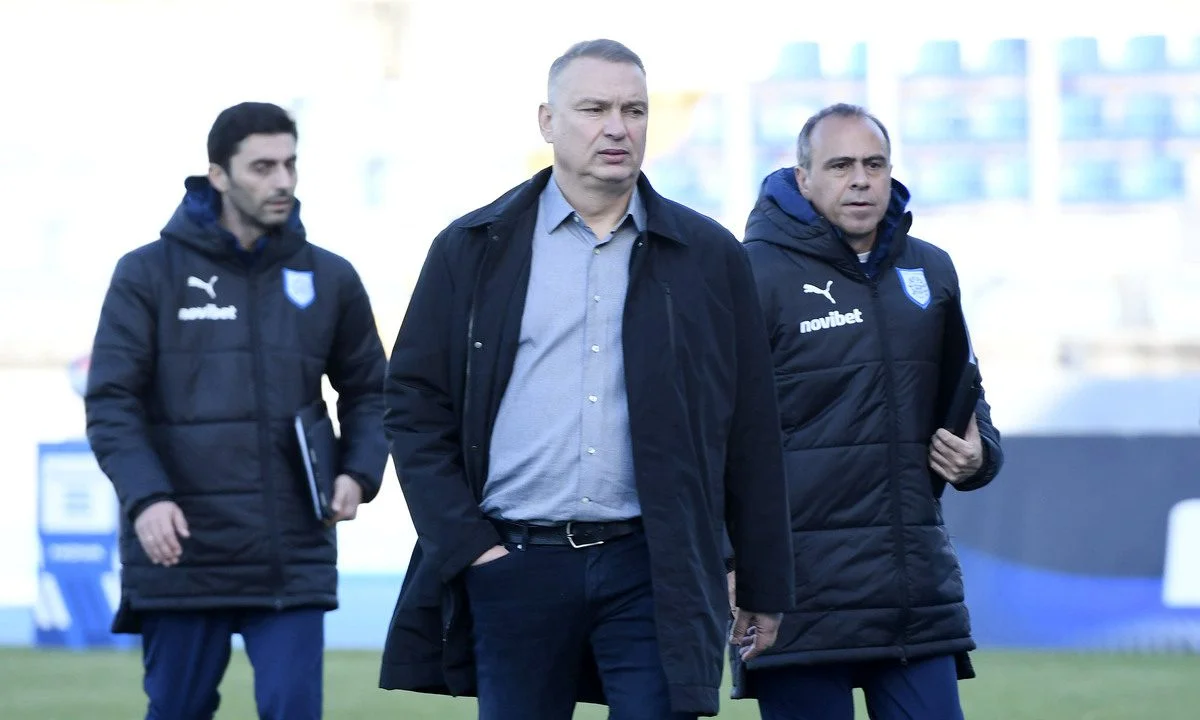 Ο ΠΑΣ Γιάννινα έκλεισε τελευταίος στη βαθμολογία το 2023 και «τρέχει». Για βαθμούς και μεταγραφές. Τι είπαν Χριστοβασίλης και Γρηγορίου.