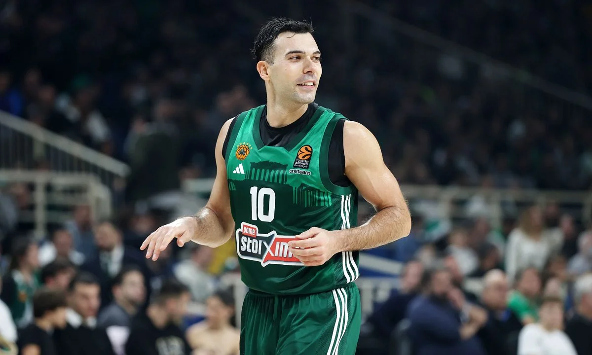 Ο Κώστας Σλούκας χαίρεται με την ψυχή του κάθε νίκη στο ΟΑΚΑ και όχι μόνο, έχοντας χτίσει μια ξεχωριστή σχέση με τους φίλους του Παναθηναϊκού