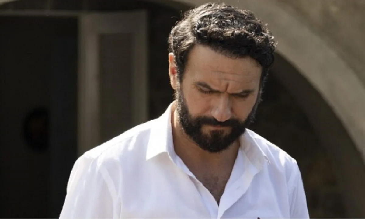 Το προξενιό της Ιουλίας: Η Χάδω λέει στον Προβιό πως δεν είναι δικό του το παιδί