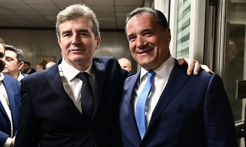 Άδωνις Γεωργιάδης: Πήρε πίσω άρον – άρον το χαράτσι στα φάρμακα και το μείωσε «φόρτωνοντας» το στον Χρυσοχοΐδη!