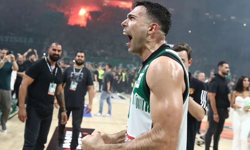 Αποθεώθηκαν Σλούκας-Αταμάν στο Twitter, έντονη κριτική για Μπαρτζώκα-Γκος