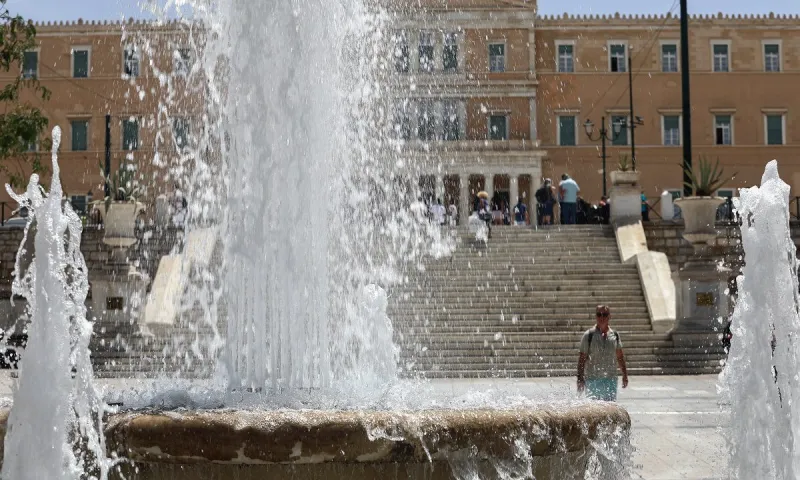 Καιρός: Ανεβαίνει και πάλι η θερμοκρασία από τη Δευτέρα (17/6)