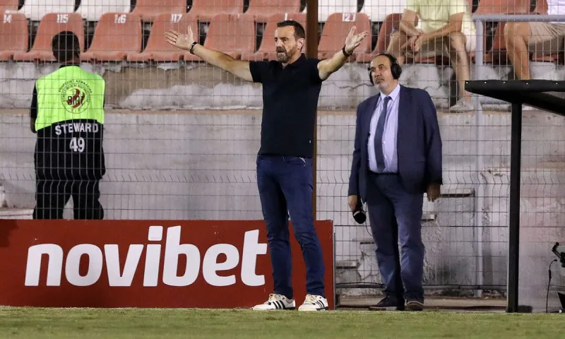 Διαιτησία: Ο «λίγος» Τσιμεντερίδης, η κάρτα για καθυστέρηση σε πλάγιο και ο γνωστός Μάντζιος!