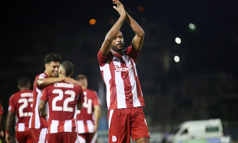 Λαμία - Ολυμπιακός 0-3 επιστρέφοντας στις εργοστασιακές ρυθμίσεις - Δύο γκολ ο Ελ Κααμπί