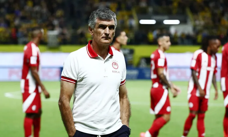Ολυμπιακός: Μεγάλη έκπληξη στην άμυνα του Ολυμπιακού - Πρώτη φορά το κάνει ο Μεντιλίμπαρ όμως το έχει δουλέψει