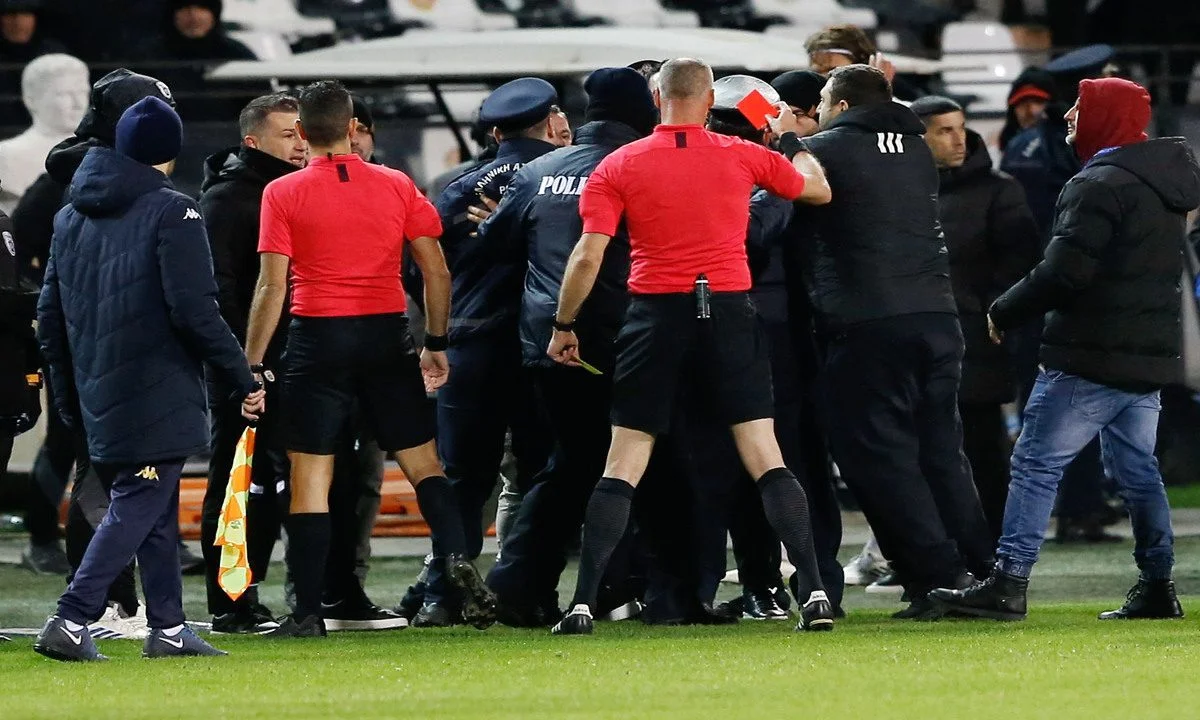 Διαιτησία: Ούτε το ακυρωθέν γκολ, ούτε τα πέναλτι που ζήτησε ο ΠΑΟΚ. Αλλού το χοντρό λάθος στο ΠΑΟΚ - Καλλιθέα.