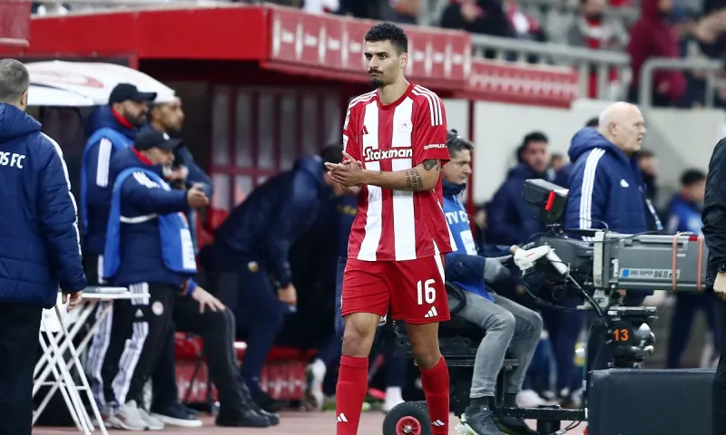Ολυμπιακός: Τι συμβαίνει με τον Κάρμο - Δεν πέρασε απαρατήρητο