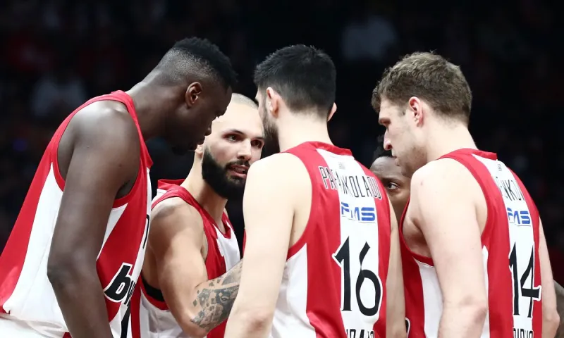 Ολυμπιακός-Ερυθρός Αστέρας 73-81: Φάντασμα ο Ολυμπιακός, έχασε και με λίγα από τον Ερυθρό Αστέρα