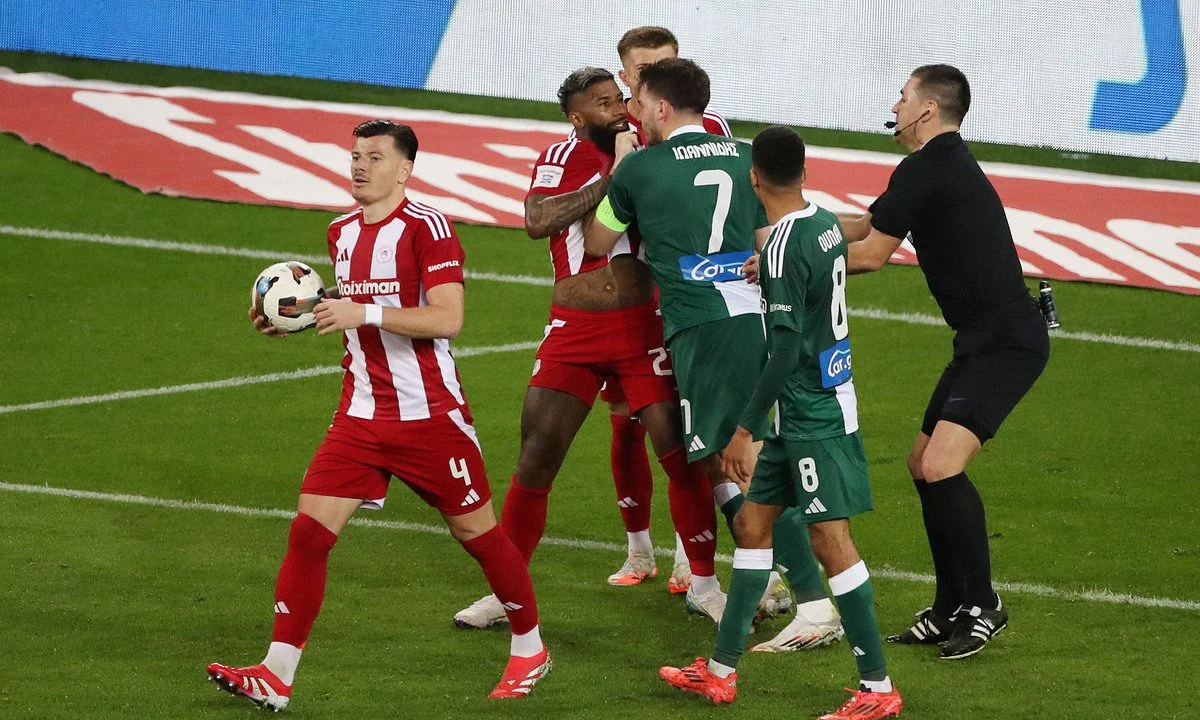Ολυμπιακός - Παναθηναϊκός: Συνεχίστηκε στα αποδυτήρια η κόντρα που είχαν Ιωαννίδης και Ροντινέι στο Φάληρο;