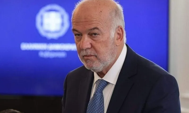 Ο Φλωρίδης «ψαλιδίζει» το νόμο για τους γκέι γάμους, αλλά δεν τον αποσύρουν – Στοπ στην απόκτηση παιδιού από ομοφυλόφιλους άνδρες μέσω παρένθετης μητέρας