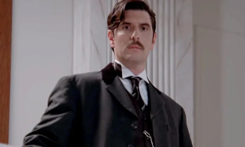 Grand Hotel: Τι συνδέει Ρήγα, Εριέττα και Ιάκωβο!