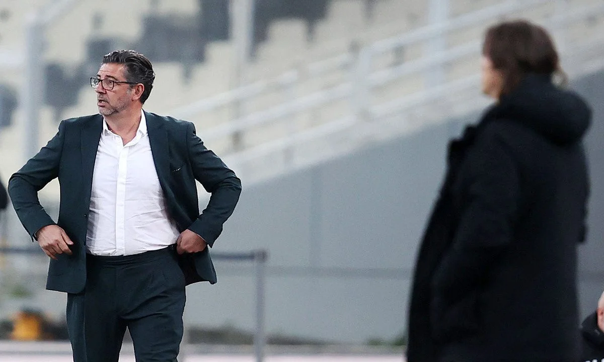Πως γίνεται η καλύτερη ΑΕΚ να χάνει 3-1 από έναν πολύ μέτριο Παναθηναϊκό; Γίνεται και εύκολα! Οι πράσινοι είχαν προπονητή, η Ένωση όχι!