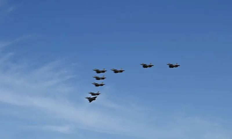 Η στρατηγική της διασποράς: Πώς η Ελλάδα ενισχύει την επιβίωση των αεροσκαφών της με παραδείγματα από Ουκρανία και ΗΠΑ