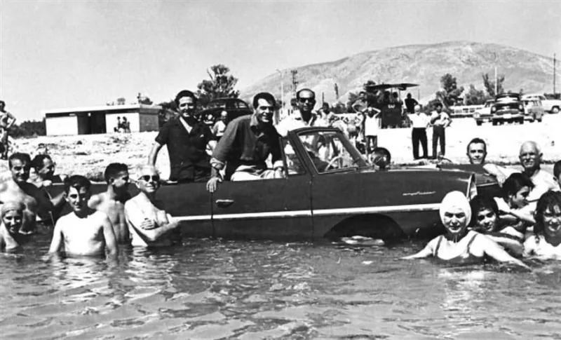 «Η θάλασσα στα λαϊκά τραγούδια» μέσα σε 3 λεπτά!