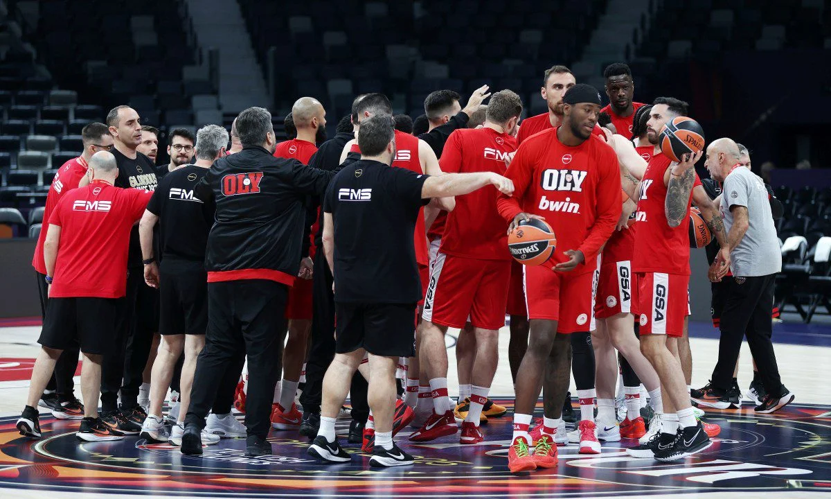Ολυμπιακός - Μονακό σε Live Streaming. Ακολουθώντας λίγα μόνο βήματα και μια εγγραφή μπορεί να δείτε τον ημιτελικό του Final 4 ζωντανά.