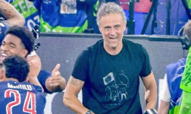 Τα αρκουδάκια της Χάνα στο στήθος του Λουίς Ενρίκε – Η πιο δυνατή εικόνα του τελικού