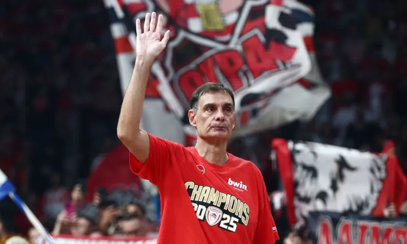 Ο Μπαρτζώκας είχε σκεφτεί να φύγει από τον Ολυμπιακό μετά το Άμπου Ντάμπι