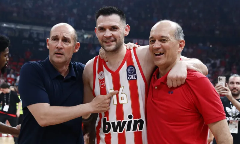 Ολυμπιακός: Πείσμωσαν οι Αγγελόπουλοι και σκάει η μεταγραφική βόμβα!