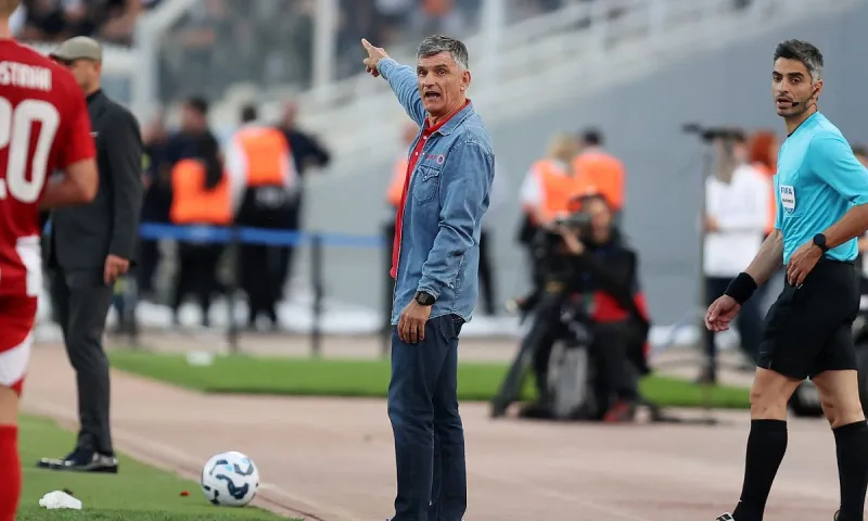 «Μπλόκο» στην Μπενφίκα από Μεντιλίμπαρ – Παίκτης του Ολυμπιακού ο Σιπιόνι!