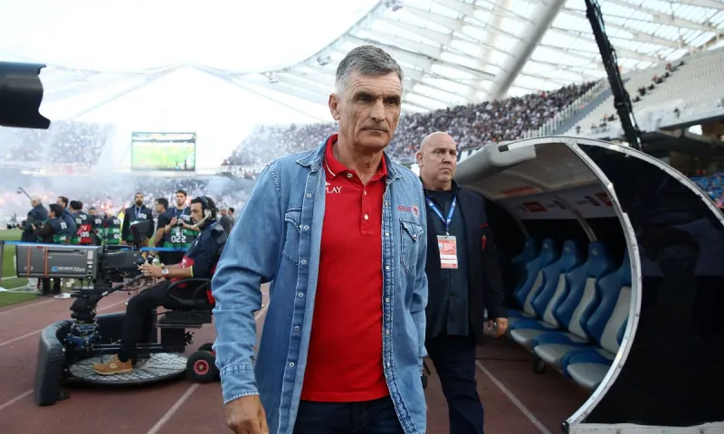 Ολυμπιακός: Και όμως συνεχίζει να αρέσει πρώην του Παναθηναϊκού και προσπαθούν να πείσουν τον Μεντιλίμπαρ - Το τηλεφώνημα που λέγεται πως έγινε