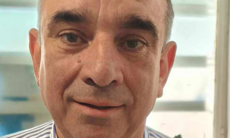 Νικολιάς : Ο ήσυχος φάρος του Βύρωνα
