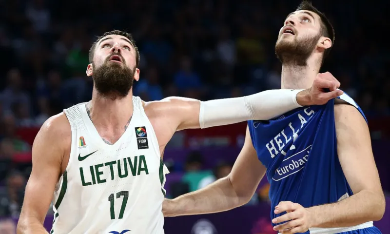 Το «όχι» του Βαλαντσιούνας ανοίγει τρύπα στον Παναθηναϊκό