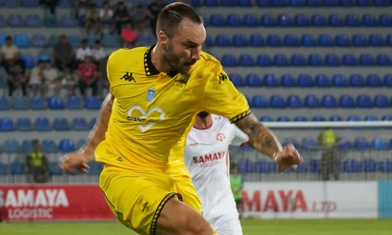 Αράζ – Άρης 2-1 : Τρίλεπτη κατάρρευση μετά το γκολ του Μορόν και τώρα τρέχει…