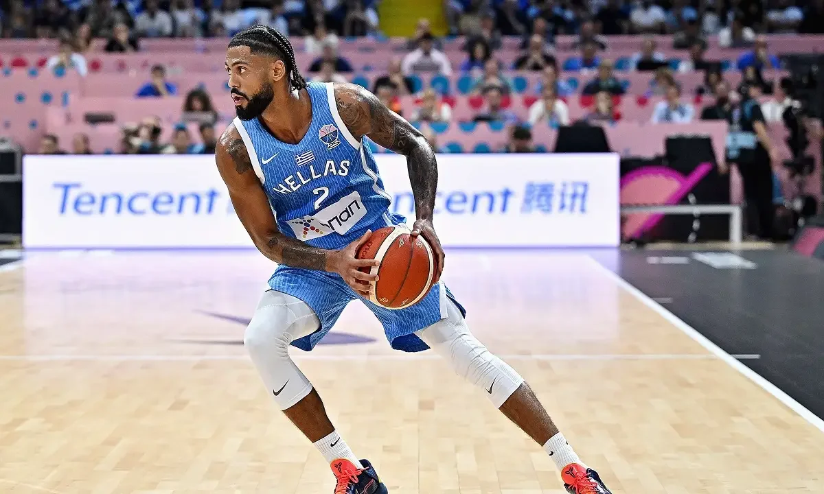 EuroBasket: Ελλάδα - Ισπανία 35 - 50 στο ημίχρονο με μαγικό Ντόρσεϊ και κυρίαρχο Γιάννη