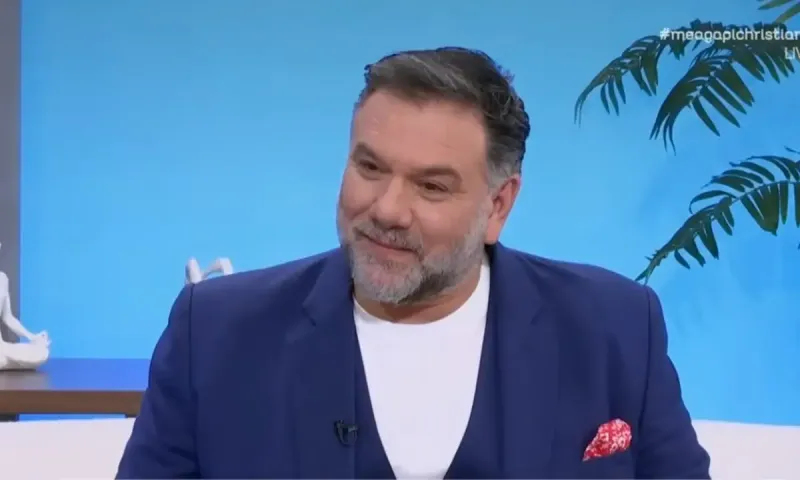 Γρηγόρης Αρναούτογλου: Επιστρέφει με το RoadShow – Πότε θα κάνει πρεμιέρα!