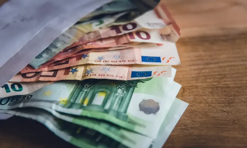 Έρχονται νέες πληρωμές από e-ΕΦΚΑ και ΔΥΠΑ – Δείτε τις ημερομηνίες!