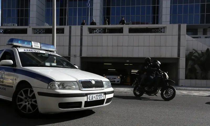 Του είχε επιβληθεί απαγόρευση εισόδου στη χώρα και κυκλοφορούσε ανενόχλητος στα βόρεια προάστια