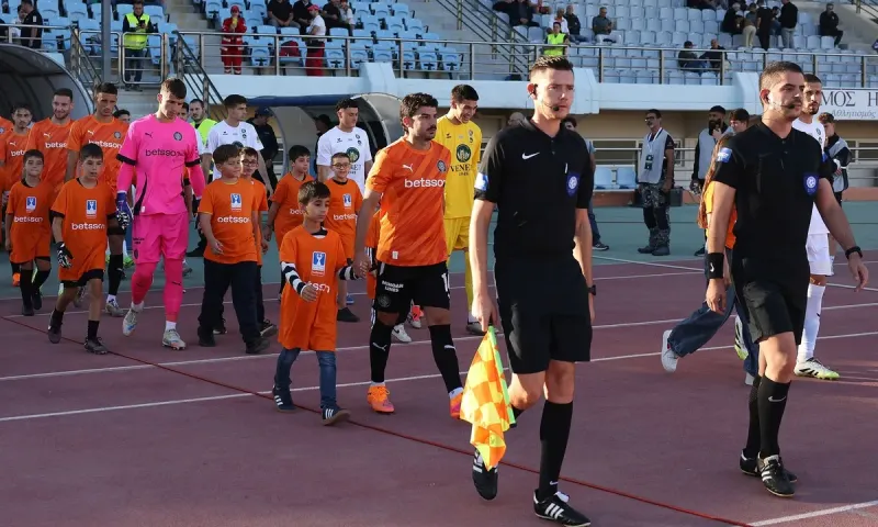 Διαιτησία: Που πας χωρίς VAR; Έπαθε… Σιδηρόπουλο ο Γιουματζίδης (vid)