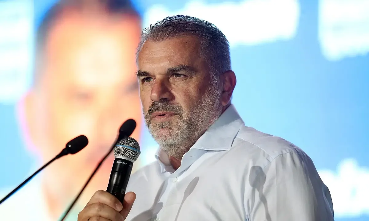 Ο Άγγελος Ποστέκογλου δεν είχε τη θητεία που θα ήθελε στη Νότιγχαμ Φόρεστ και η Super League 1, ίσως και να μπει στην κουβέντα