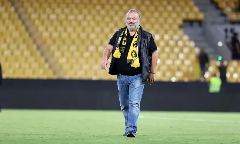 ΑΕΚ: O Ηλιόπουλος κρατάει κάτω τη «μπάλα»