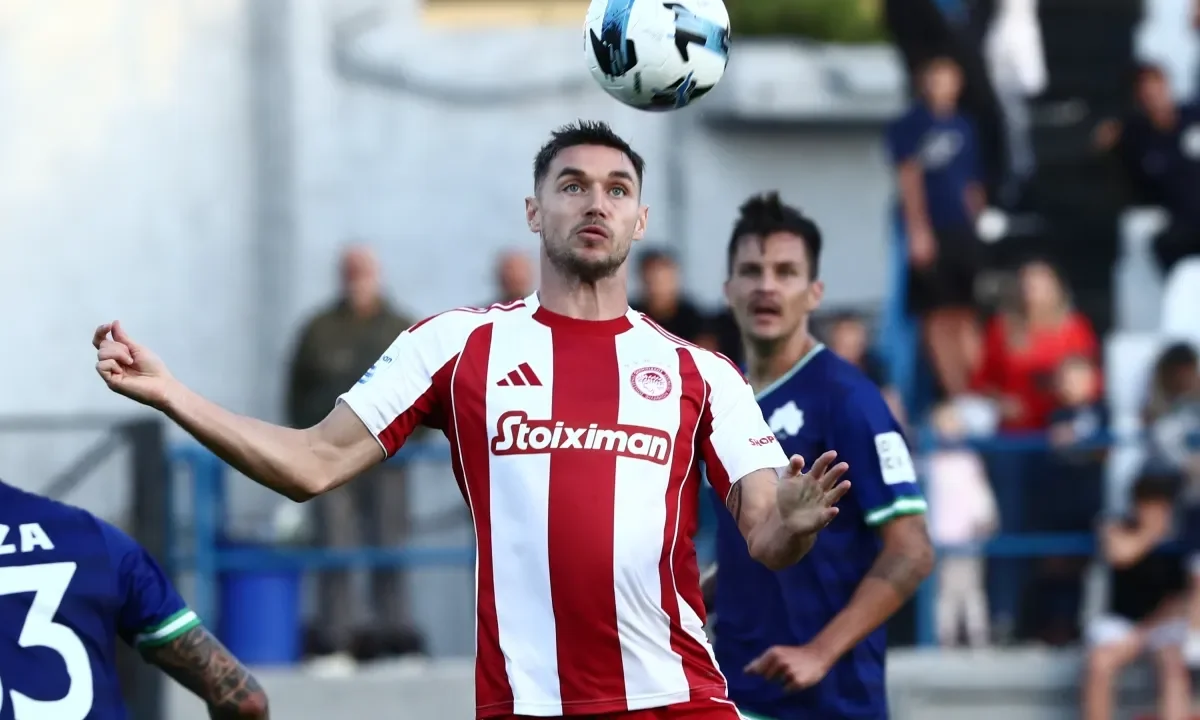 Θέμα χρόνου να προσπεράσει ο Ρόμαν Γιάρεμτσουκ τον Μεχντί Ταρέμι στον Ολυμπιακό. Ειδικά όταν λείψει ο Ελ Κααμπί.