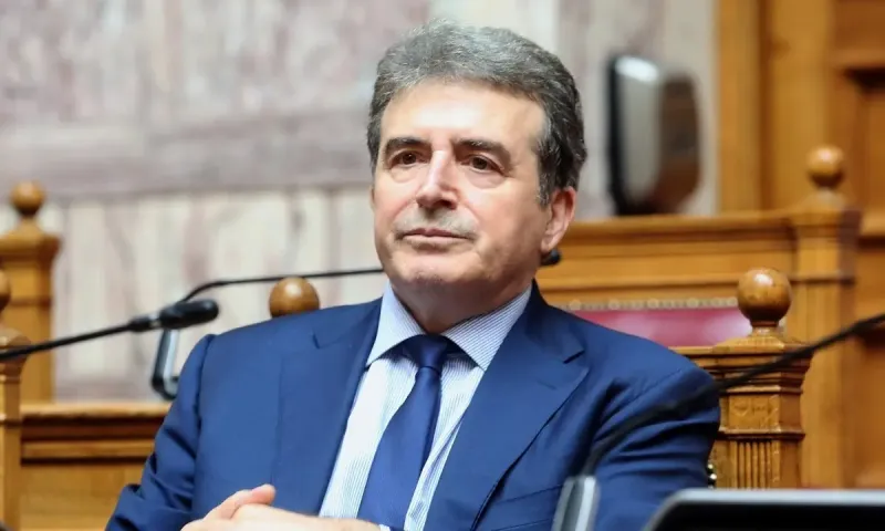 Προκλητικός Χρυσοχοΐδης μετά το ξύλο στους αγρότες: «Η αστυνομία δεν έχει καμία διάθεση σύγκρουσης και βίας»