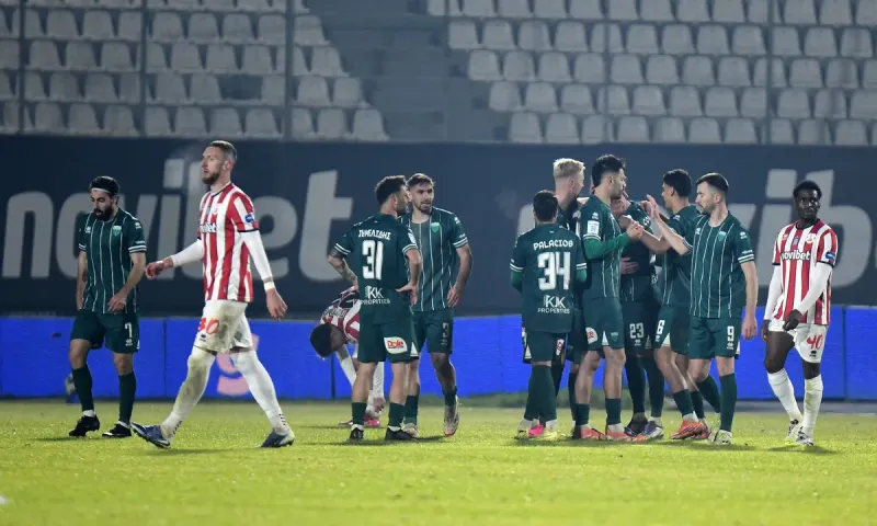 Πανσερραϊκός – Λεβαδειακός 0-2: Το καθάρισαν οι αλλαγές και οι... αποβολές!