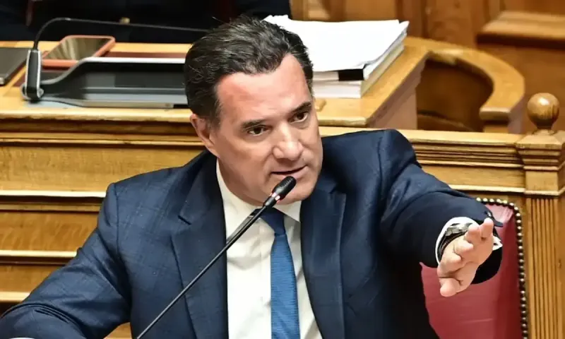 Ντελίριο Άδωνι Γεωργιάδη: «Τα μπλόκα είναι αηδιαστικά και φασιστικά – Η ΝΔ είναι το κόμμα των αγροτών»