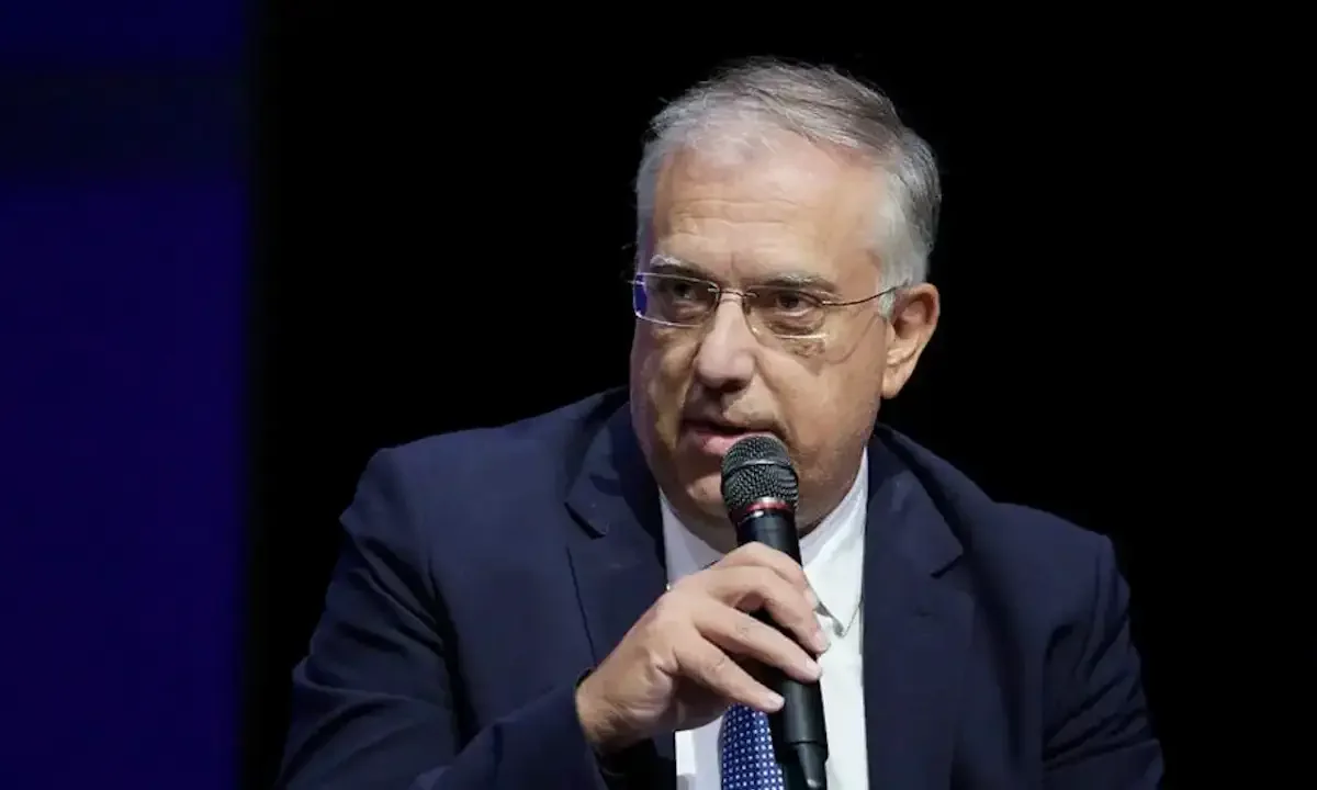 Χωρίς ίχνος ντροπής ο Τάκης Θεοδωρικάκος παρουσίασε τους Έλληνες σαν... γκρινιάρηδες και την ακρίβεια σαν... αυθύπαρκτο πρόβλημα.