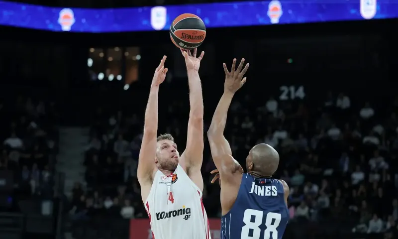 Έφες - Ολυμπιακός 68-74: Έκανε τα εύκολα δύσκολα αλλά νίκησε