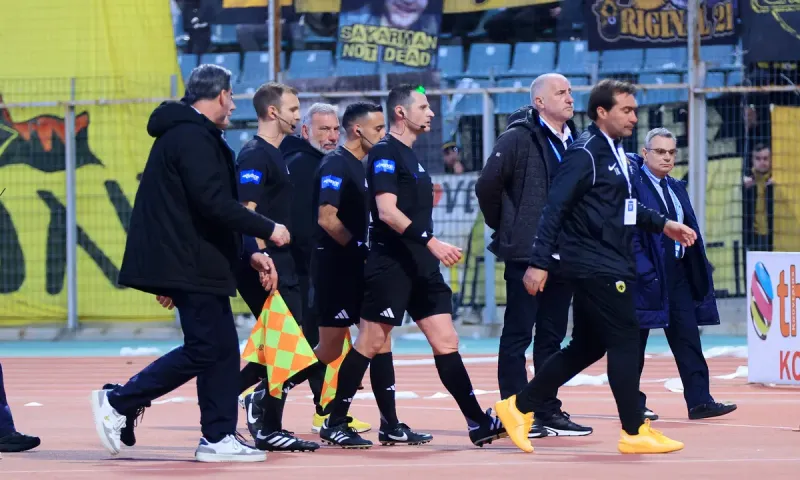 Διαιτησία: To VAR έσωσε το Βόλος – ΑΕΚ! Το 2-2 θα ήταν 1-4!
