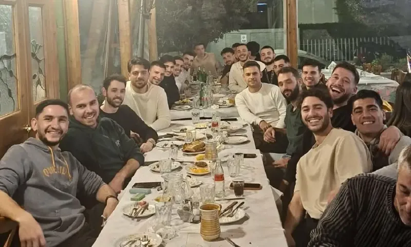 Δείπνο επιβράβευσης παρέθεσε η διοίκηση σε παίκτες και τεχνική ηγεσία