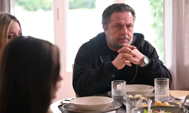 Να μ’ αγαπάς επόμενα επεισόδια : Σοκ για Θεόφιλο, κρίση Λευτέρη και μυστικός άντρας