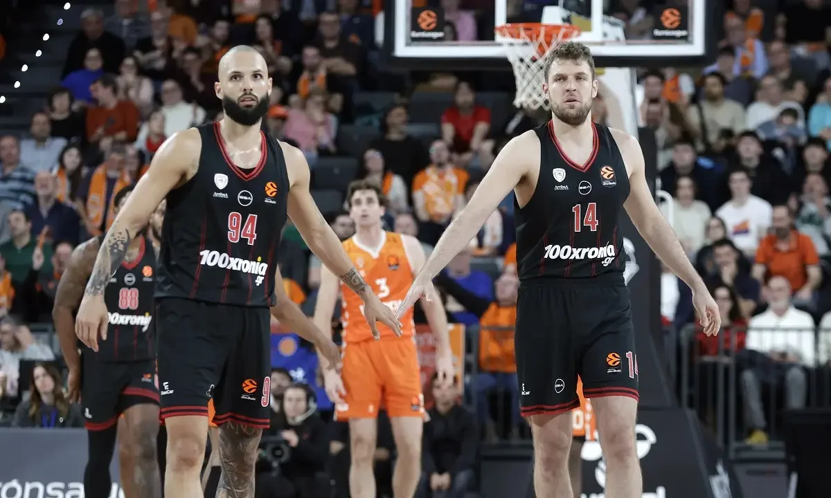 podosfairo, olympiacos, fournie, vezenkov
