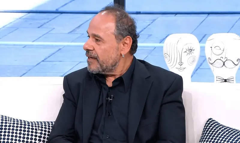 Νέα κωμωδία του Αλέξανδρου Ρήγα με Χρύσα Ρώπα και Τάσο Παλατζίδη έρχεται στην ΕΡΤ