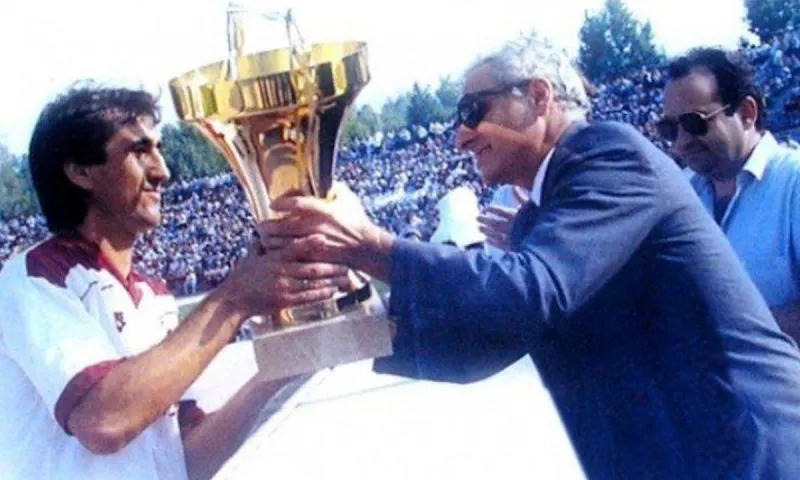 Πρωτομαγιά 1988: Η ΑΕΛ γράφει ιστορία